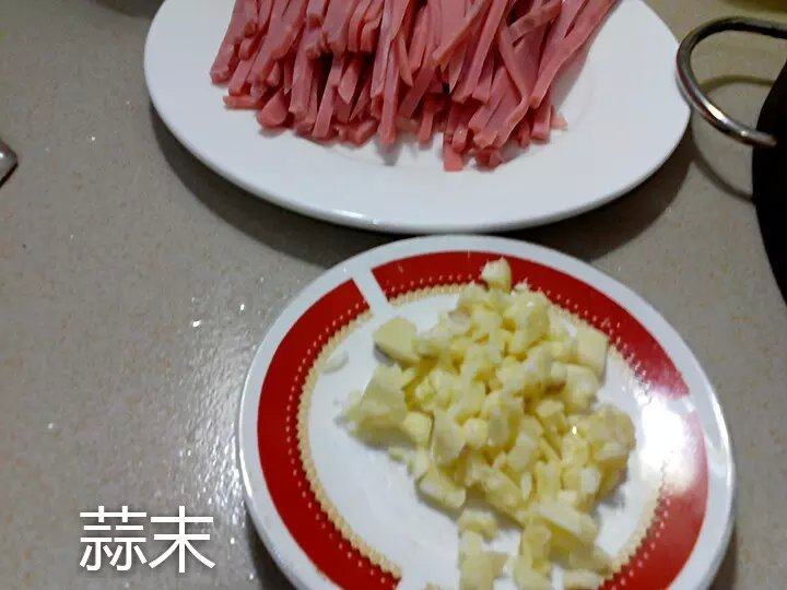 红萝卜土豆丝的做法步骤：4