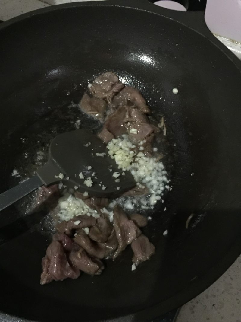 蚝油牛肉西兰花的做法步骤：6