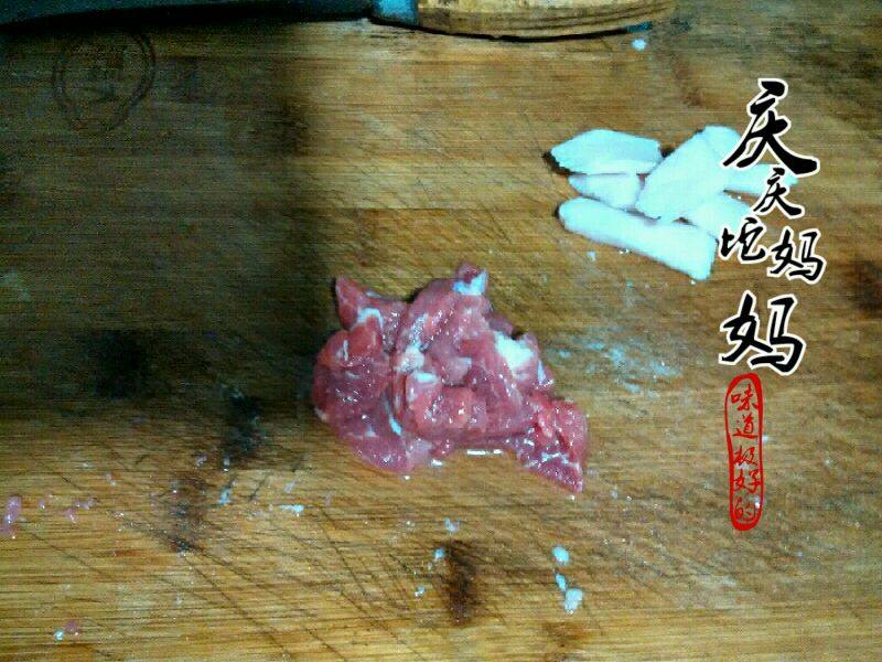 剁椒淮山炒肉片的做法步骤：3