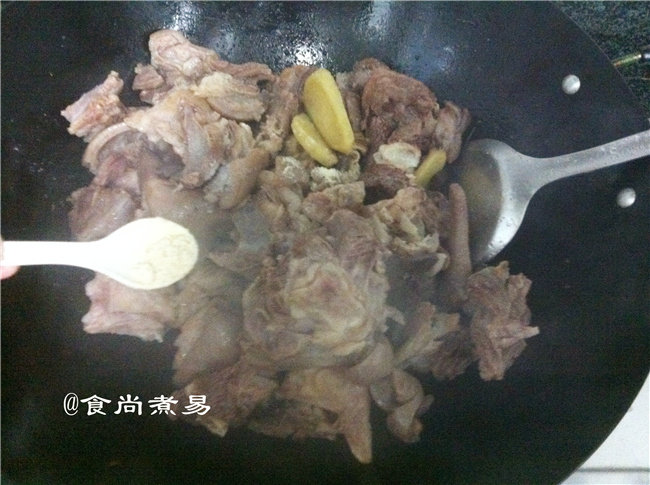 砂锅炖羊肉的做法步骤：10