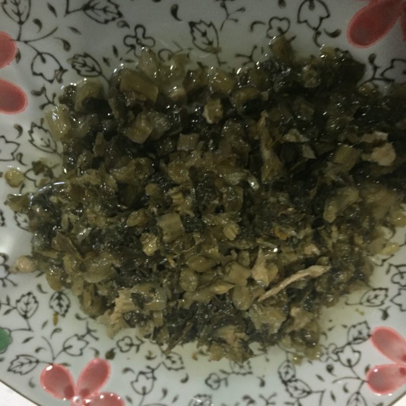 雪菜炒腐竹的做法步骤：2