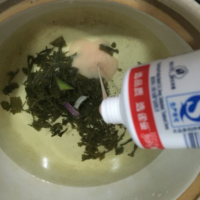 家庭自制草莓飘香奶茶的做法步骤：3