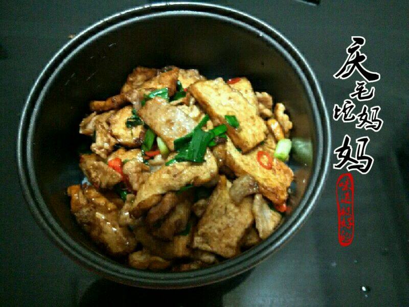 香干肉片盖码饭的做法步骤：10