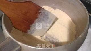 小米红豆卷的做法步骤：4