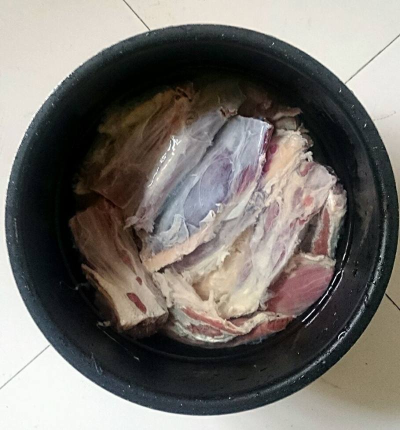 麻辣牛肉的做法步骤：1