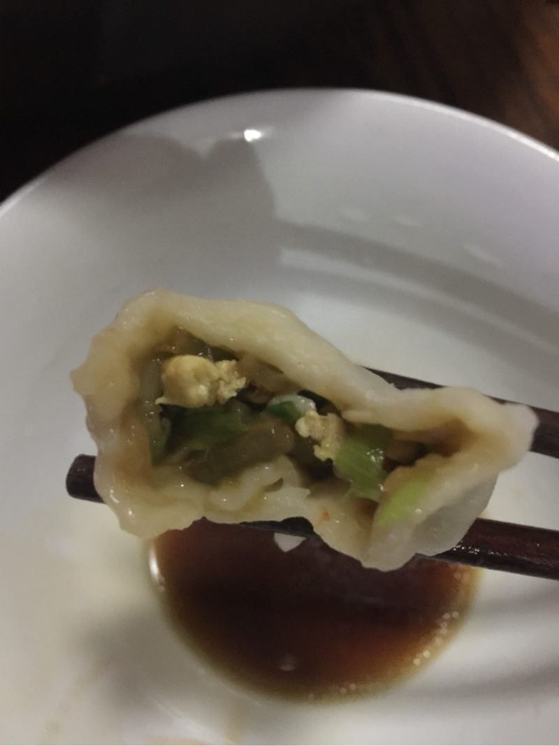 大倭瓜韭菜鸡蛋水饺的做法步骤：9