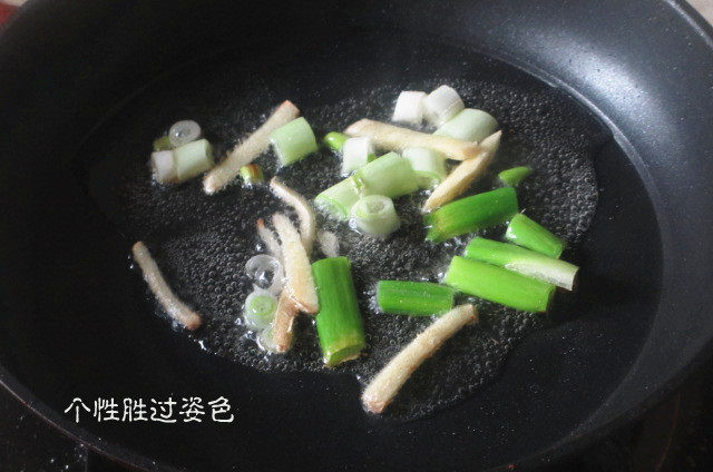 香菇鸡肉焗饭的做法步骤：5