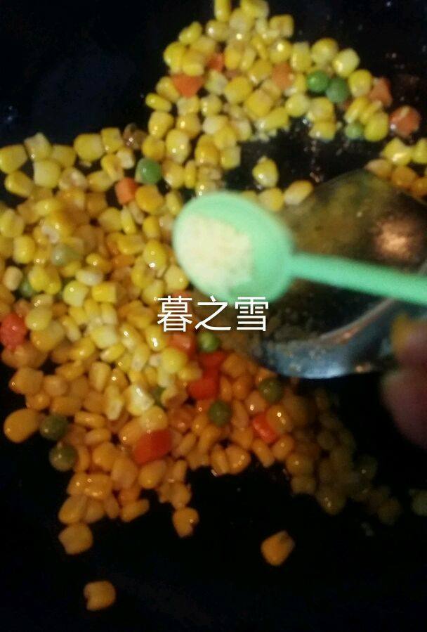 清炒玉米青豆粒的做法步骤：4