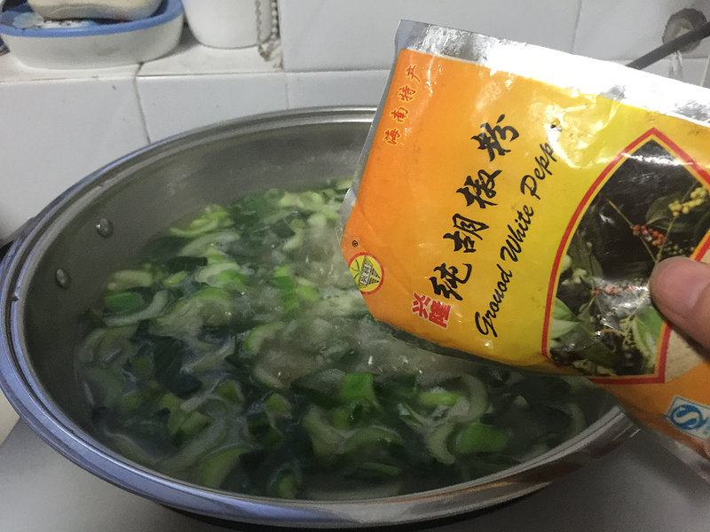 青菜龙虾泡饭粥的做法步骤：9