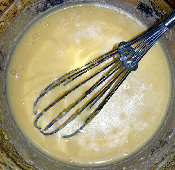 荷兰酱汁(Hollandaise Sauce)的做法步骤：6