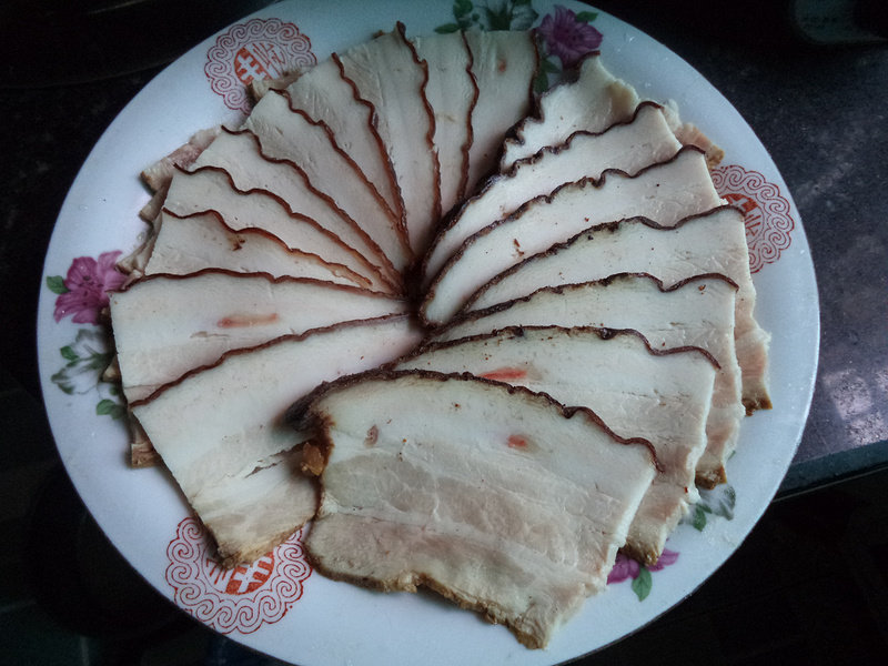 香辣白肉----新春宴客菜的做法步骤：3