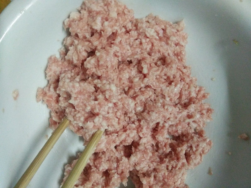 芹菜猪肉水饺的做法步骤：7