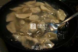圆白菜猪肉饺子的做法步骤：12