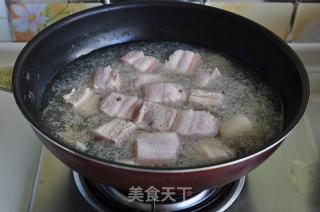 元宝红烧肉的做法步骤：6