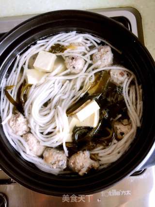 清汤砂锅丸子的做法步骤：9