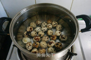 【北京】自制乡巴佬卤蛋的做法步骤：1