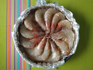 蒜蓉粉丝烤虾的做法步骤：7