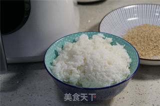 #第四届烘焙大赛暨是爱吃节#芝麻脆香米的做法步骤：1