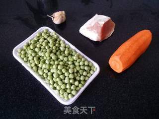 豌豆炒肉末的做法步骤：1