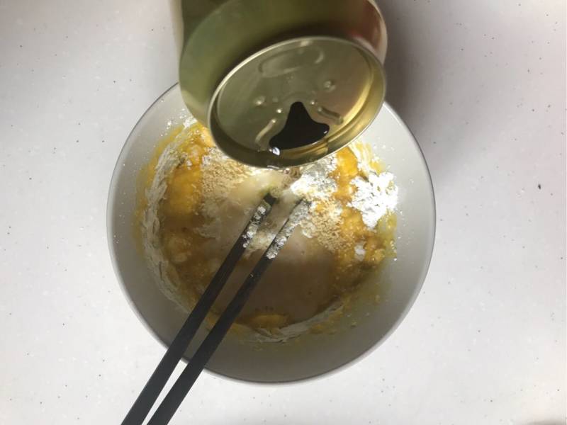 酥脆掉渣的炸香椿芽的做法步骤：3