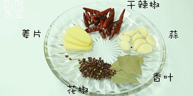 麻辣香锅的做法步骤：4