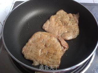 烤肉茄子三明治的做法步骤：5