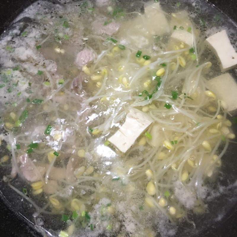 黄豆芽肉片汤的做法步骤：10