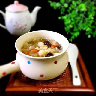 银耳红枣莲子汤的做法步骤：10