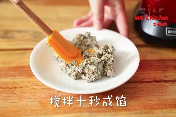 来自江南的干货-梅干菜烧饼的做法步骤：13