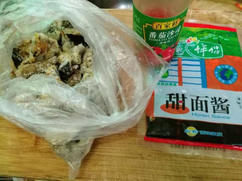 酱焖茄块的做法步骤：2