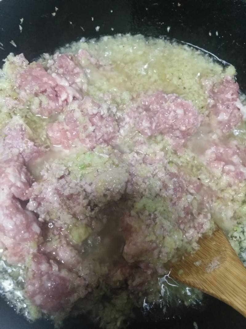 好菜费饭之 花生芝麻辣椒蒜蓉肉酱的做法步骤：10