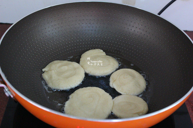 油酥饼的做法步骤：10