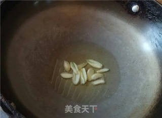黄花菜木耳炒肉丝的做法步骤：4