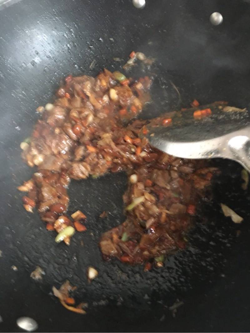 牛肉酱拌茄子的做法步骤：13