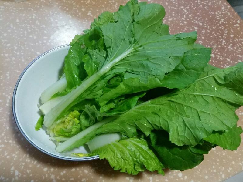 肉末豆腐青菜卷的做法步骤：1