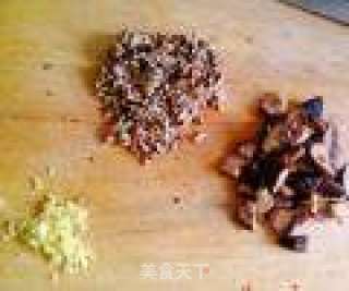 香菇肉粽 香而不腻绿豆肉粽的做法步骤：4