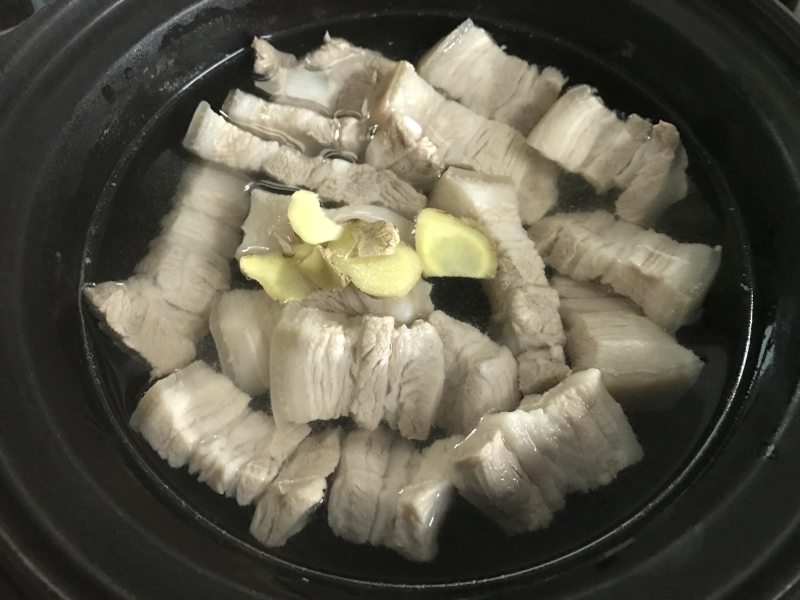 梅干菜烧肉的做法步骤：5