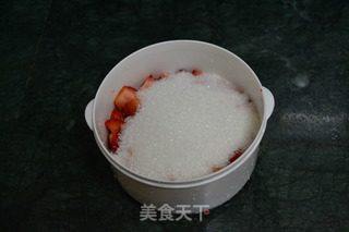 拒绝食品添加剂——【草莓果酱】的做法步骤：2