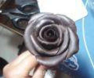 巧克力玫瑰花蛋糕的做法步骤：2