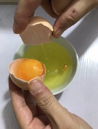 经典轻乳酪蛋糕的做法—安佳烘焙秀的做法步骤：1