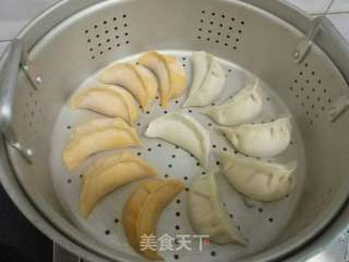 【学生早餐】双色烫面蒸饺的做法步骤：8
