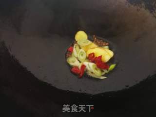 酸菜鲈鱼火锅的做法步骤：7