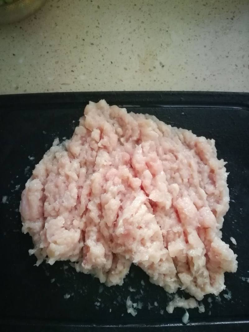 豆腐鸡肉饼的做法步骤：2