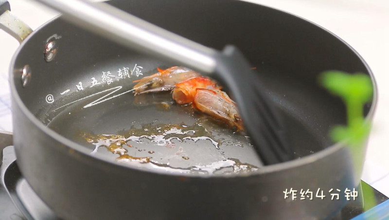 鸡蛋豆腐鲜虾羹的做法步骤：10