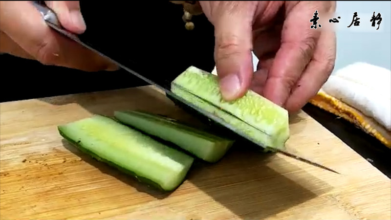 三鲜炖豆腐视觉与味觉的双重满足！【素心居静庄青山】的做法步骤：3