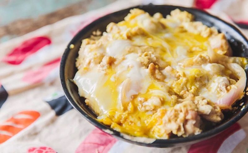 亲子饭（日名：親子丼）的做法步骤：12