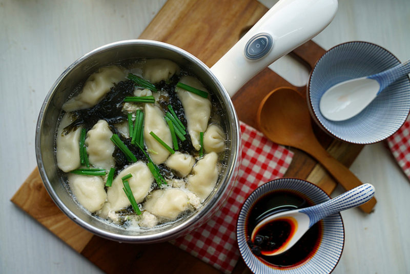 银鱼鲜肉汤饺的做法步骤：9