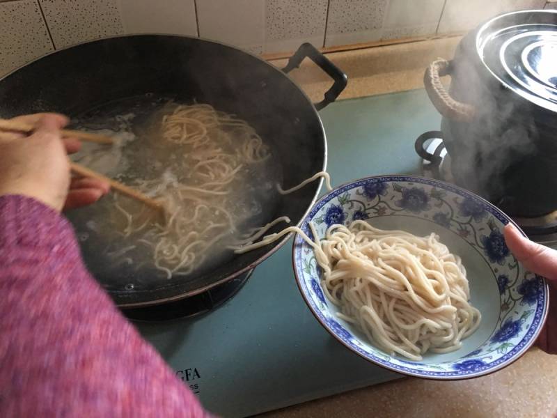 羊肉荞麦面饸饹的做法步骤：14