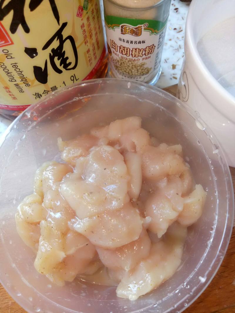 香酥鸡米花的做法步骤：2