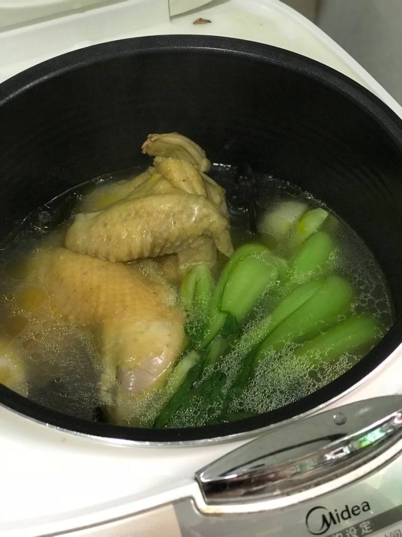 电饭煲鸡汤的做法步骤：9